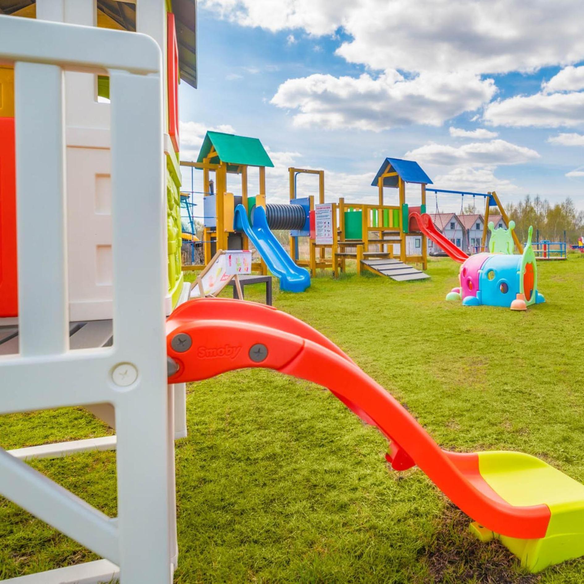 Olivina Park Spa - Domki Z Dostepem Do Krytego Basenu, Saun, Wyzywienia I Atrakcji Dla Dzieci Niechorze Buitenkant foto