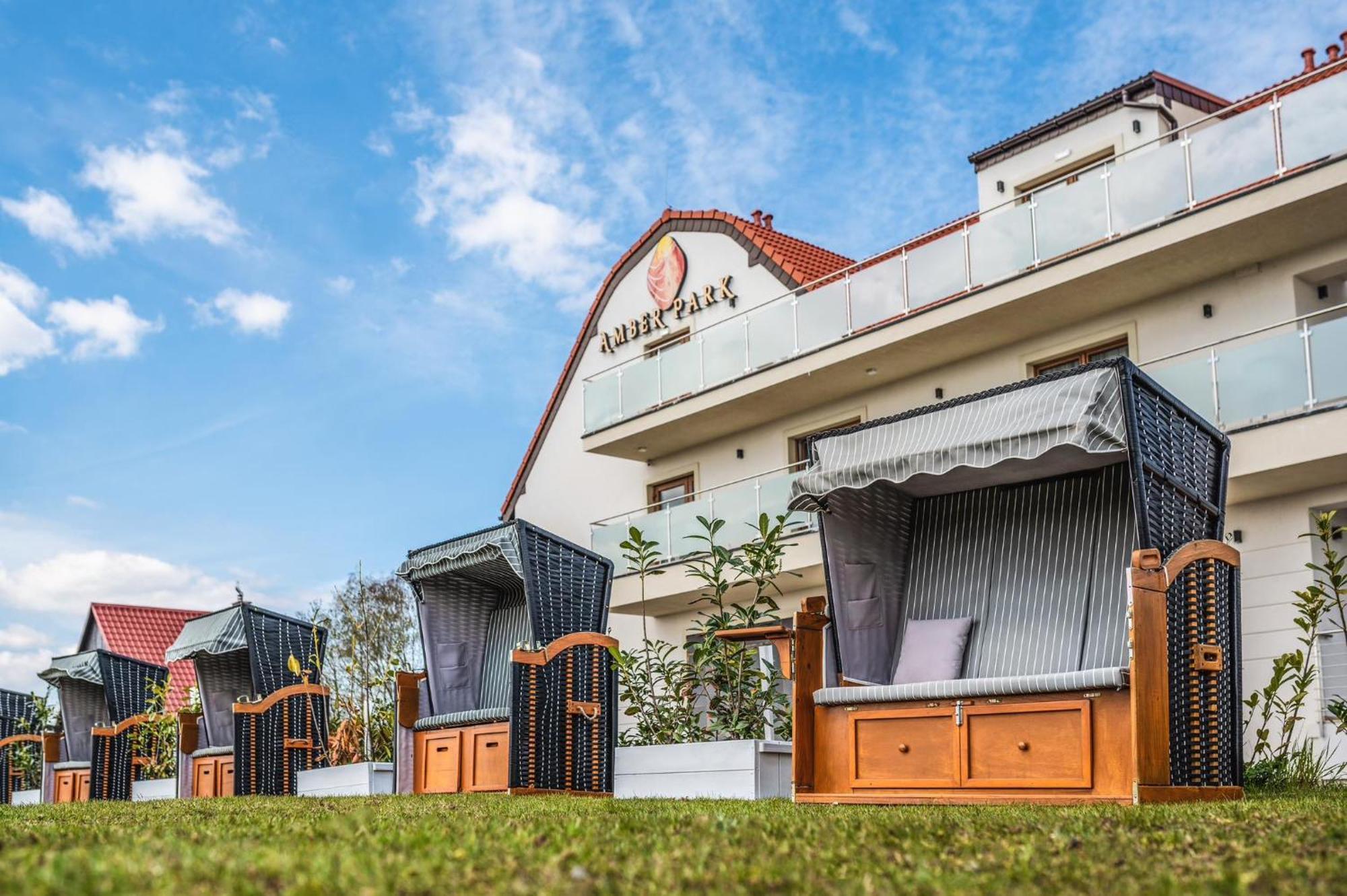 Olivina Park Spa - Domki Z Dostepem Do Krytego Basenu, Saun, Wyzywienia I Atrakcji Dla Dzieci Niechorze Buitenkant foto